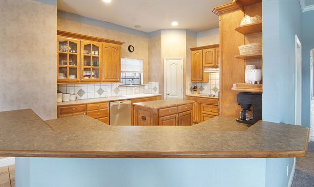7828 Vineyard Court, North Richland Hills, TX 76182