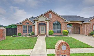 7828 Vineyard Court, North Richland Hills, TX 76182