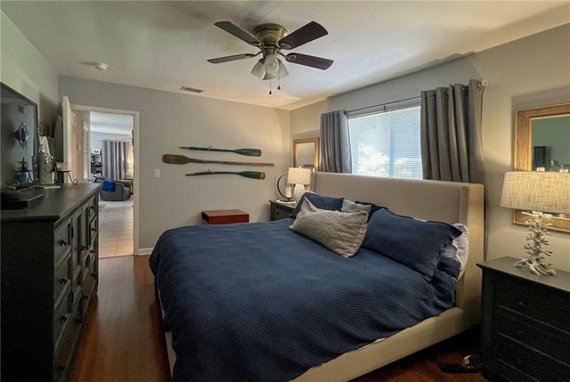 5932 NE 17th Road, Fort Lauderdale, FL 33334