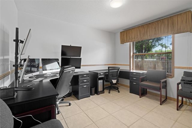 15425 SW 114th St, Miami, FL 33196