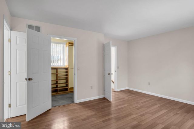 45 S BEN HOGAN DR, Etters, PA 17319