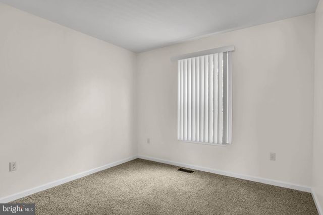 45 S BEN HOGAN DR, Etters, PA 17319