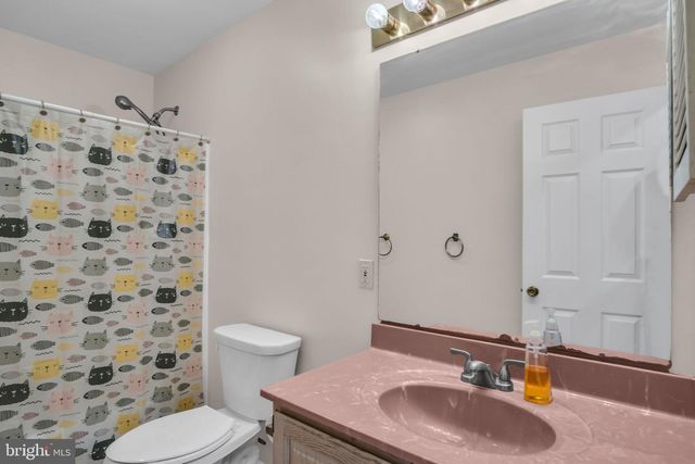 45 S BEN HOGAN DR, Etters, PA 17319