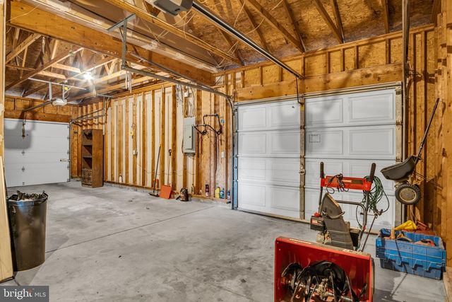 45 S BEN HOGAN DR, Etters, PA 17319