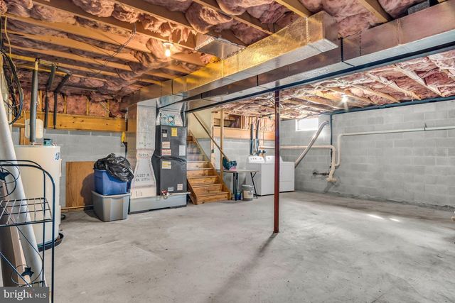 45 S BEN HOGAN DR, Etters, PA 17319