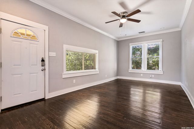 1013 N Palmetto, San Antonio, TX 78202
