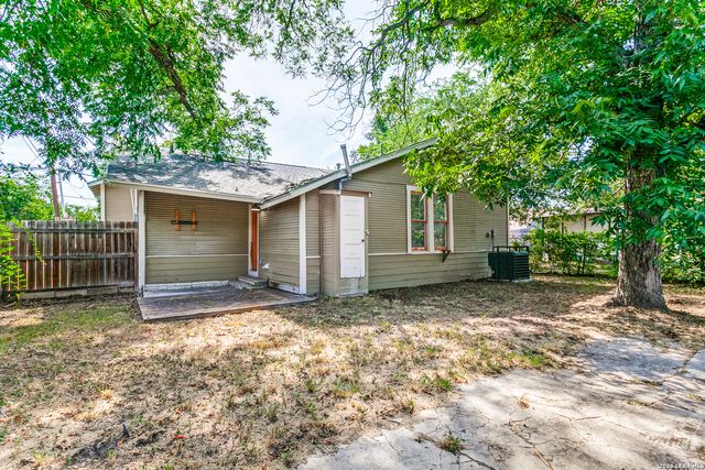 1013 N Palmetto, San Antonio, TX 78202