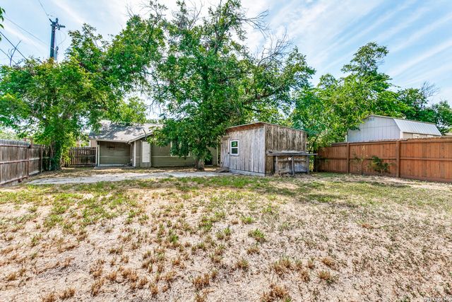 1013 N Palmetto, San Antonio, TX 78202