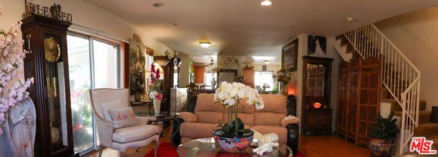 12368 Osborne Street 1, Pacoima (los Angeles), CA 91331