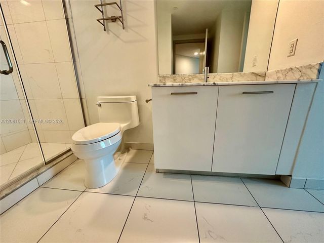 500 Brickell Ave 2407, Miami, FL 33131