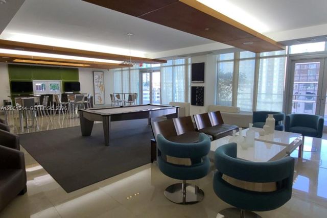 500 Brickell Ave 2407, Miami, FL 33131