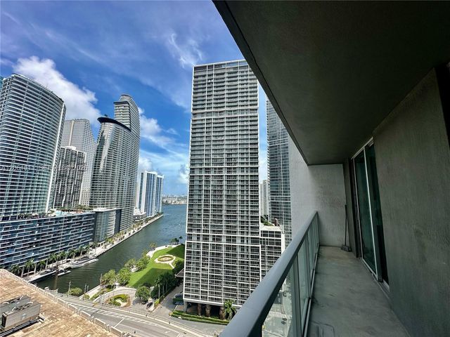 500 Brickell Ave 2407, Miami, FL 33131
