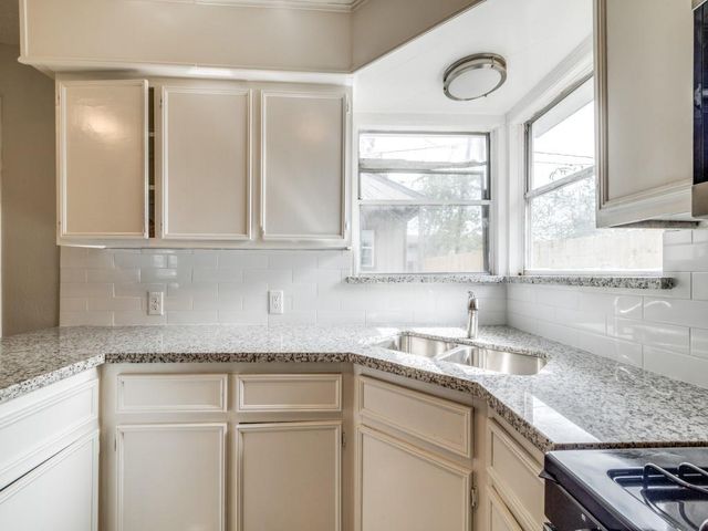 411 Gober Street, Houston, TX 77017