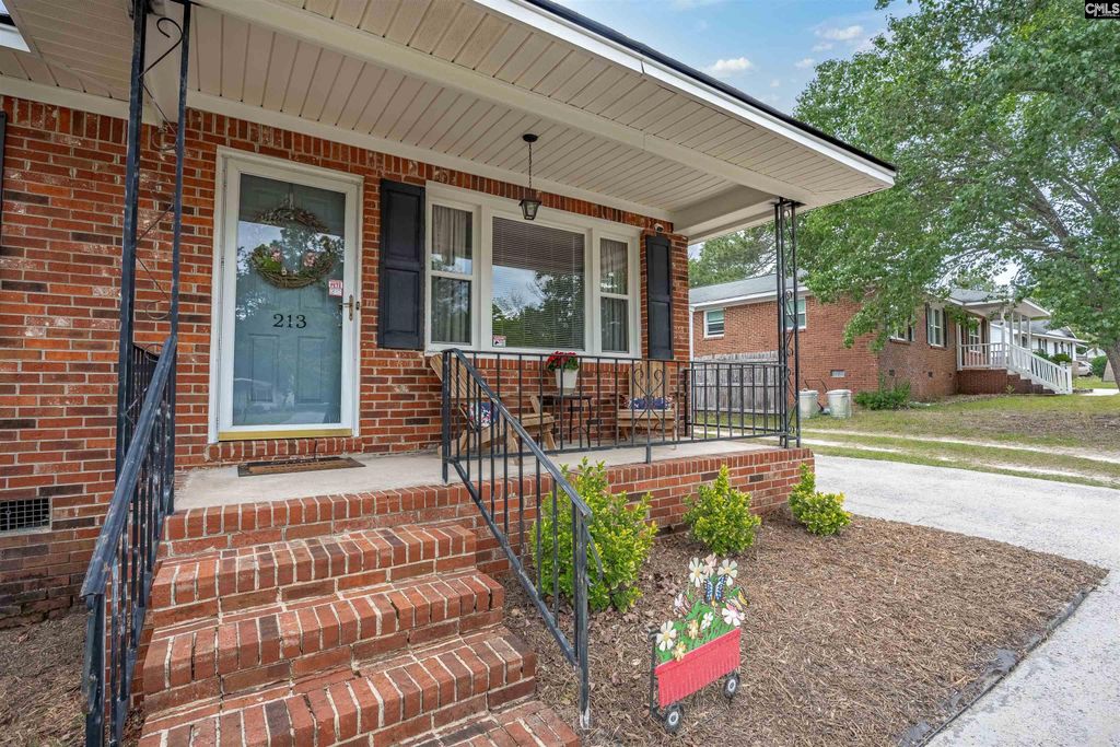 213 S Wrenwood Drive, Lexington, SC 29073