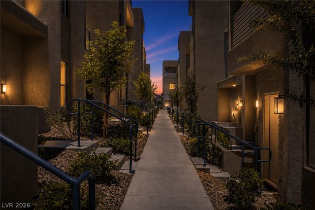 1181 Blossom Point Street, Las Vegas, NV 89135