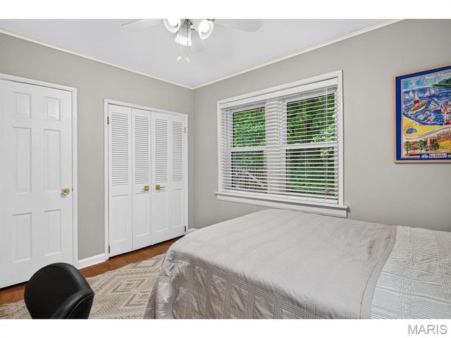 423 Maelln Drive, Webster Groves, MO 63119