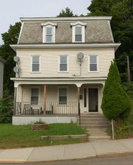 7 Winthrop St, Worcester, MA 01604