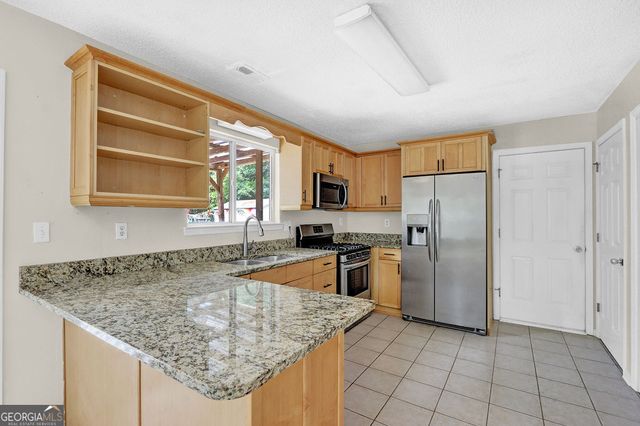 2155 Towne Manor Drive NW, Kennesaw, GA 30144