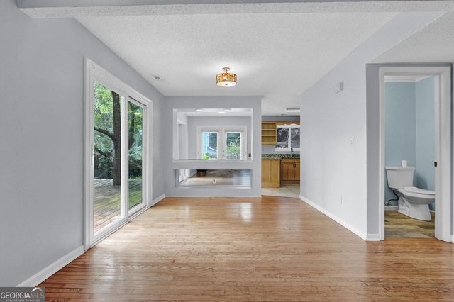 2155 Towne Manor Drive NW, Kennesaw, GA 30144