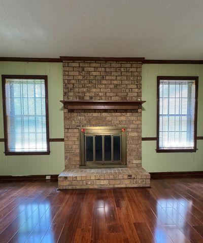 3213 COVINGTON RD, Memphis, TN 38128