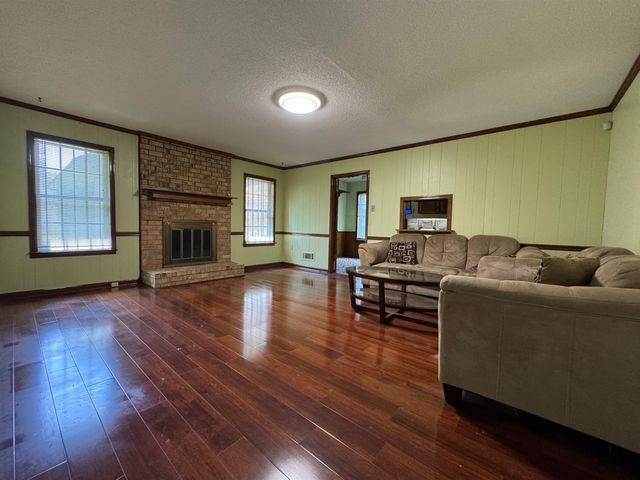 3213 COVINGTON RD, Memphis, TN 38128