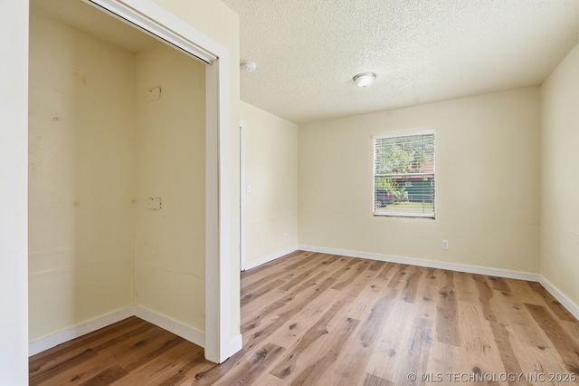 2725 W Cameron Street, Tulsa, OK 74127