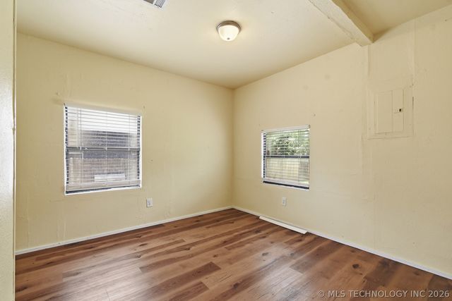 2725 W Cameron Street, Tulsa, OK 74127