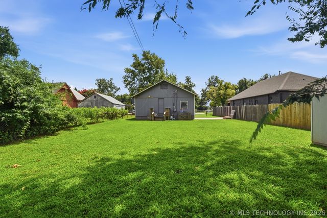 2725 W Cameron Street, Tulsa, OK 74127