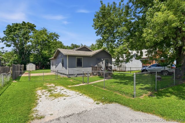 2725 W Cameron Street, Tulsa, OK 74127