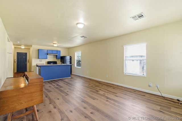2725 W Cameron Street, Tulsa, OK 74127