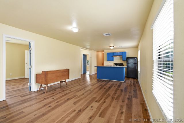 2725 W Cameron Street, Tulsa, OK 74127