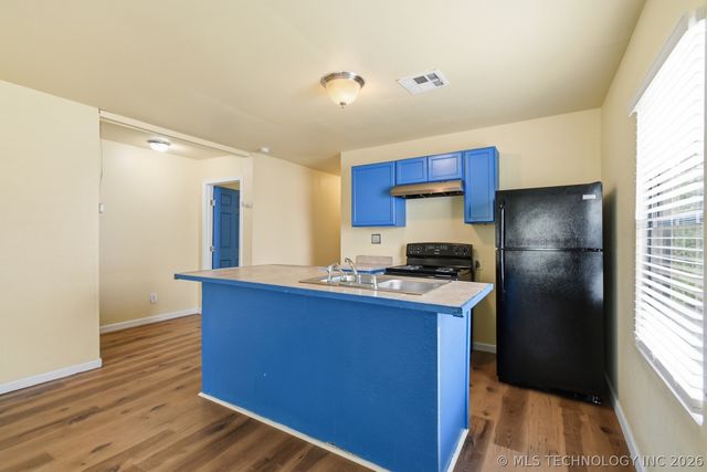 2725 W Cameron Street, Tulsa, OK 74127