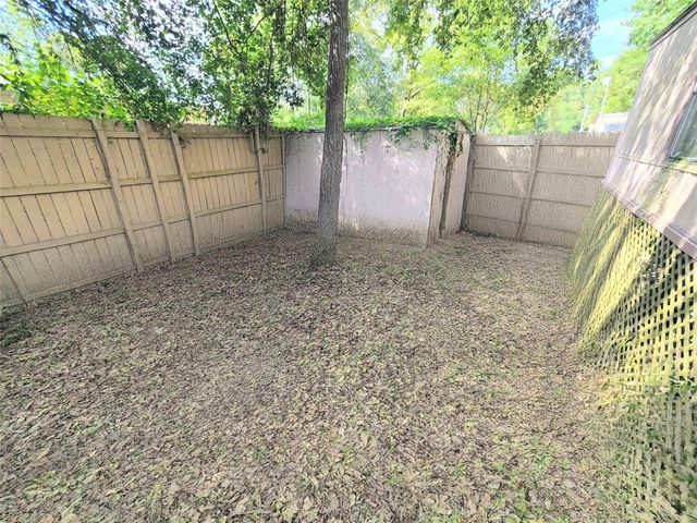 142 Aspen, Livingston, TX 77351