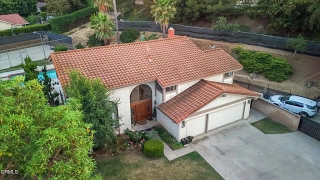 652 Stonebrook Street, Simi Valley, CA 93065