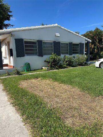 1619 Moffett St, Hollywood, FL 33020