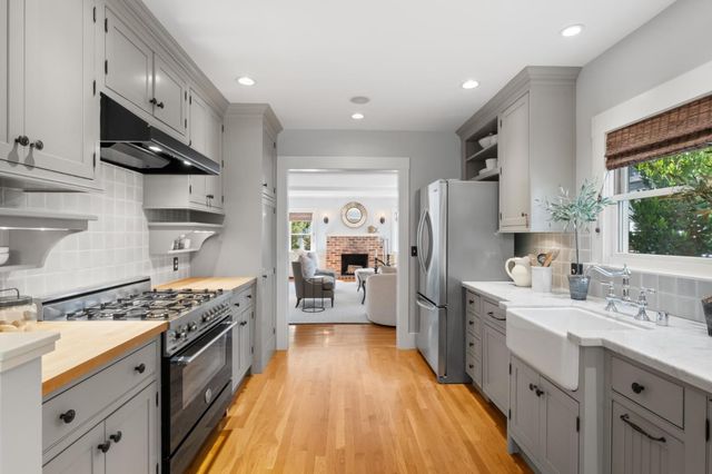 1512 Bernal Avenue, Burlingame, CA 94010