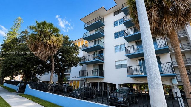 12590 NE 16th Ave 605, North Miami, FL 33161