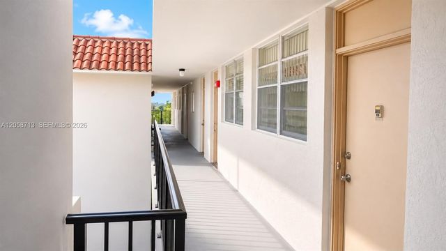 12590 NE 16th Ave 605, North Miami, FL 33161