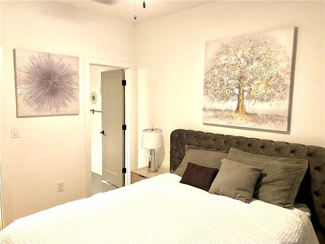 2199 Lenox Road NE 17, Atlanta, GA 30324
