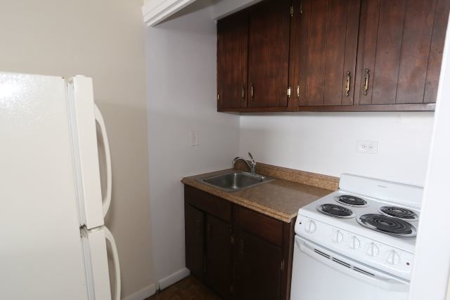 2012 N ORLEANS Street 3F, Chicago, IL 60614