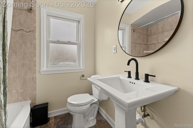 3230 Harding Street, Dearborn, MI 48124