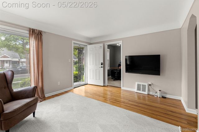 3230 Harding Street, Dearborn, MI 48124