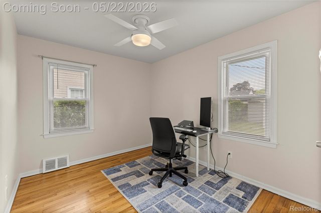 3230 Harding Street, Dearborn, MI 48124