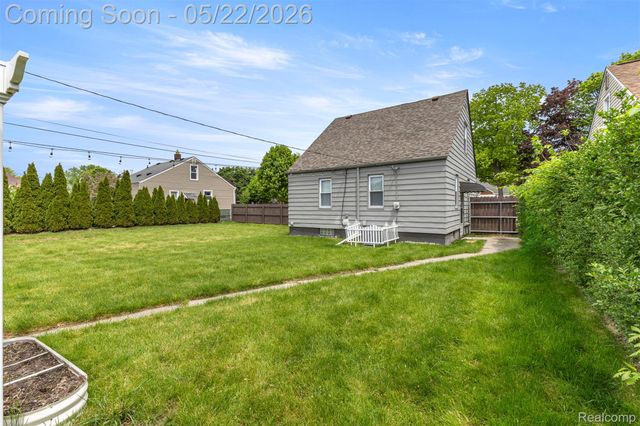 3230 Harding Street, Dearborn, MI 48124
