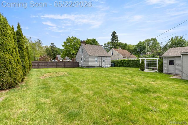 3230 Harding Street, Dearborn, MI 48124