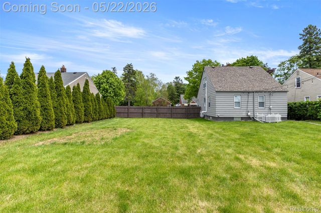 3230 Harding Street, Dearborn, MI 48124