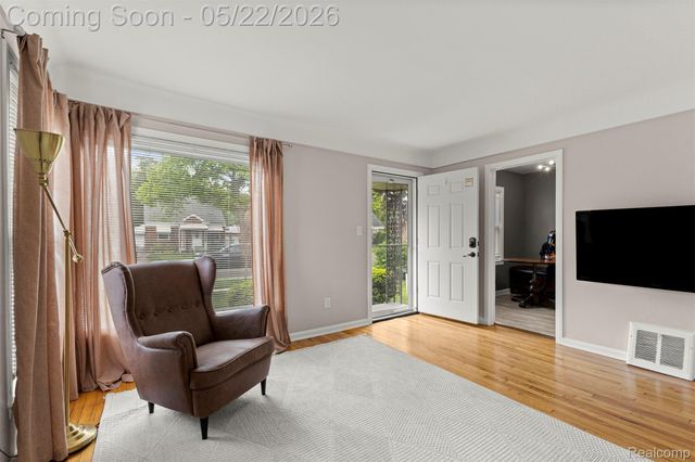 3230 Harding Street, Dearborn, MI 48124
