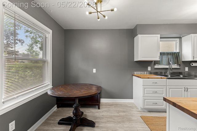 3230 Harding Street, Dearborn, MI 48124