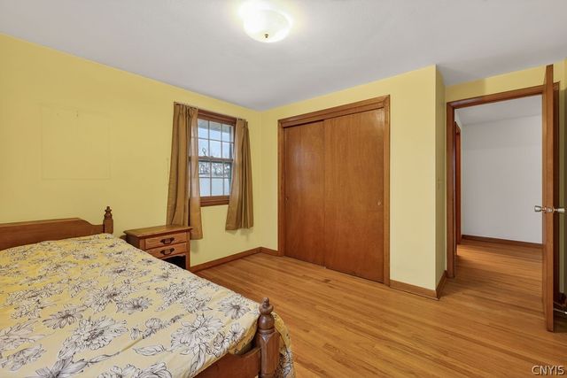12 Kiwi Path, Clay, NY 13090