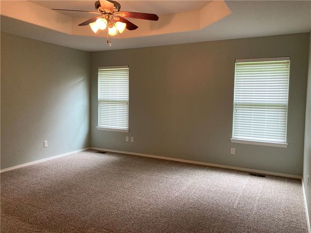 2 Bacton Lane, Bella Vista, AR 72714